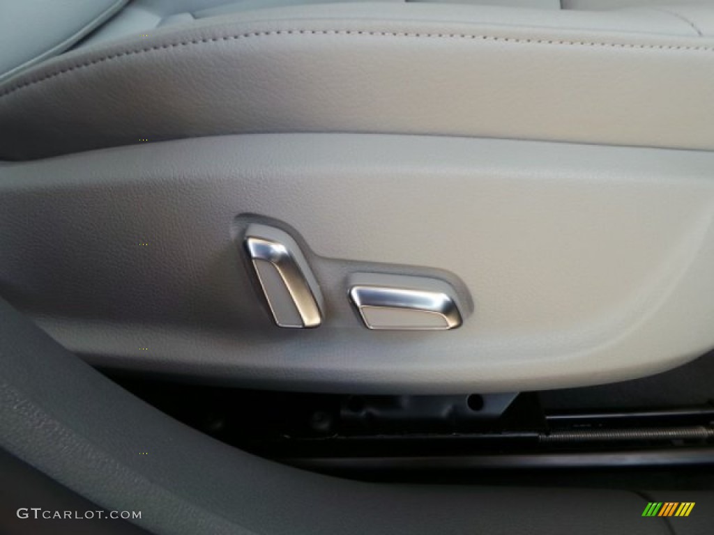 2014 A4 2.0T Sedan - Ice Silver Metallic / Titanium Grey photo #38