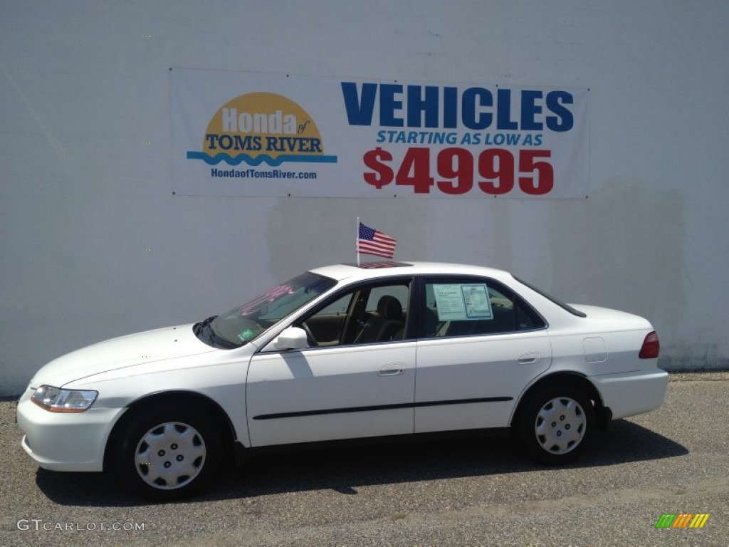 1998 Accord LX Sedan - Taffeta White / Ivory photo #5