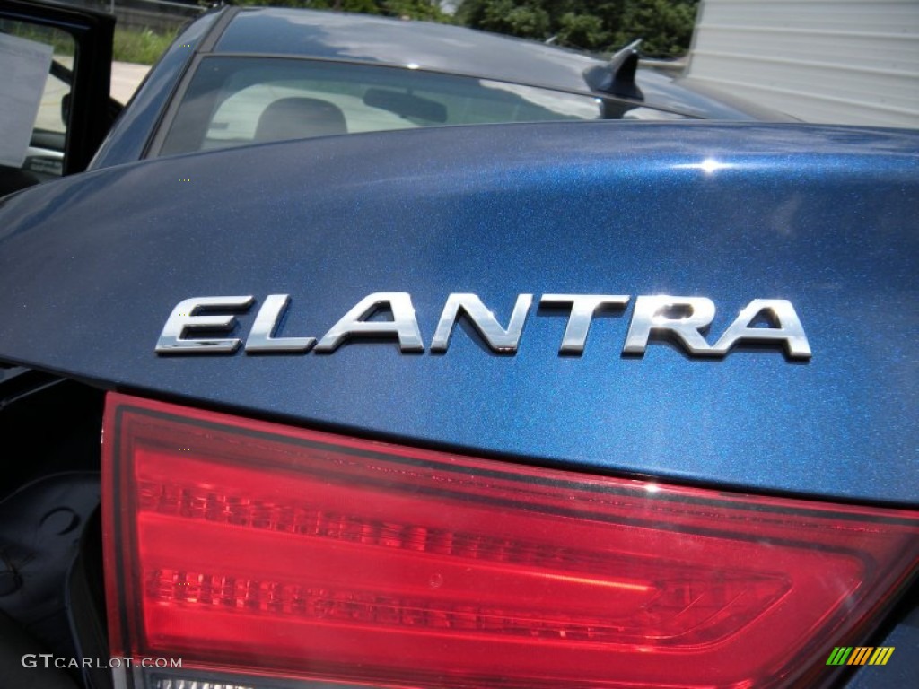2015 Elantra SE Sedan - Lakeside Blue / Gray photo #13
