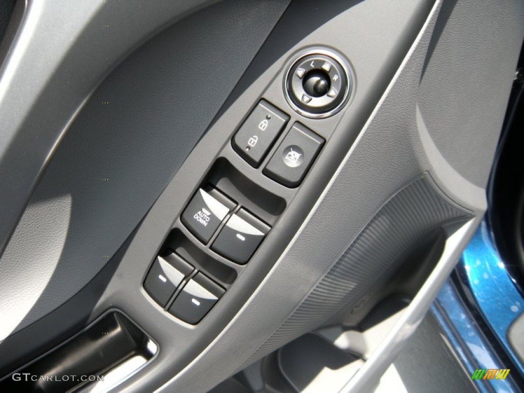 2015 Elantra SE Sedan - Lakeside Blue / Gray photo #20