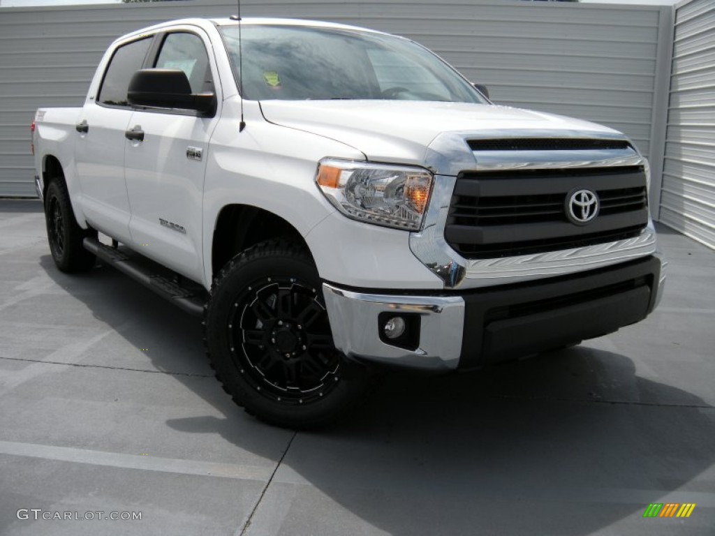 2014 Tundra TSS CrewMax - Super White / Graphite photo #1