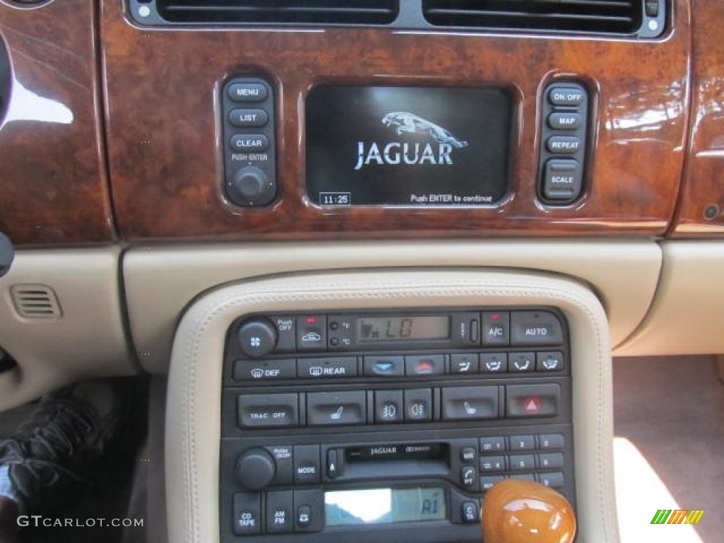 2002 Jaguar XK XKR Convertible Controls Photo #95125885