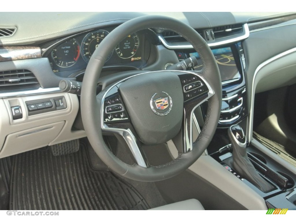 2014 Cadillac XTS Premium FWD Steering Wheel Photos