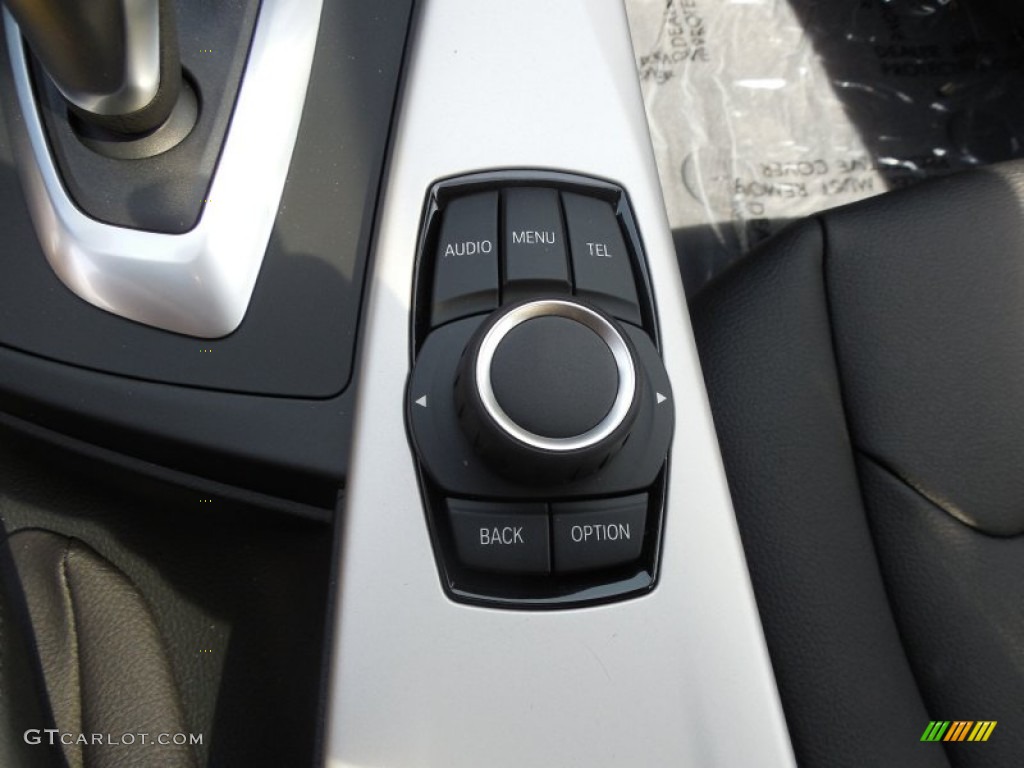 2014 3 Series 320i xDrive Sedan - Orion Silver Metallic / Black photo #16