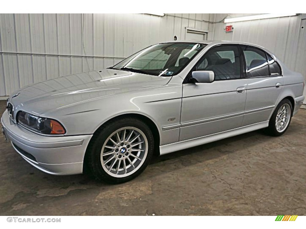 2002 BMW 5 Series 540i Sedan Exterior Photos