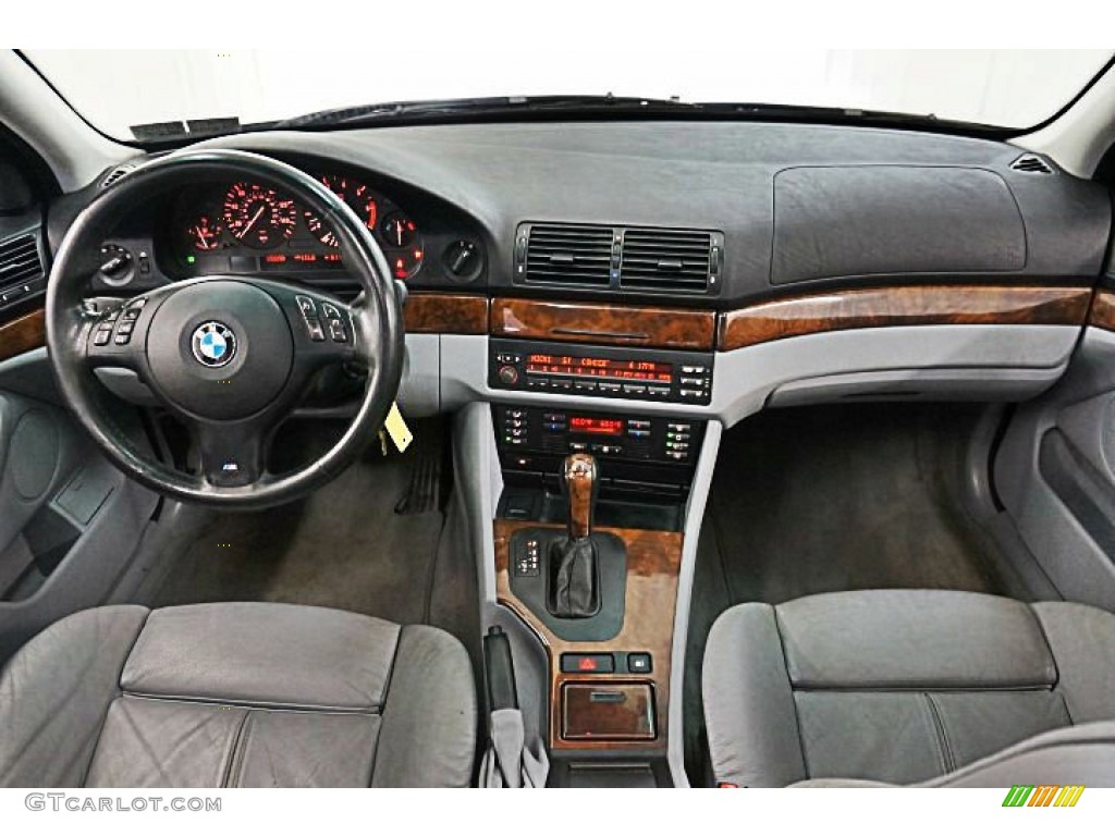 2002 BMW 5 Series 540i Sedan Grey Dashboard Photo #95135651