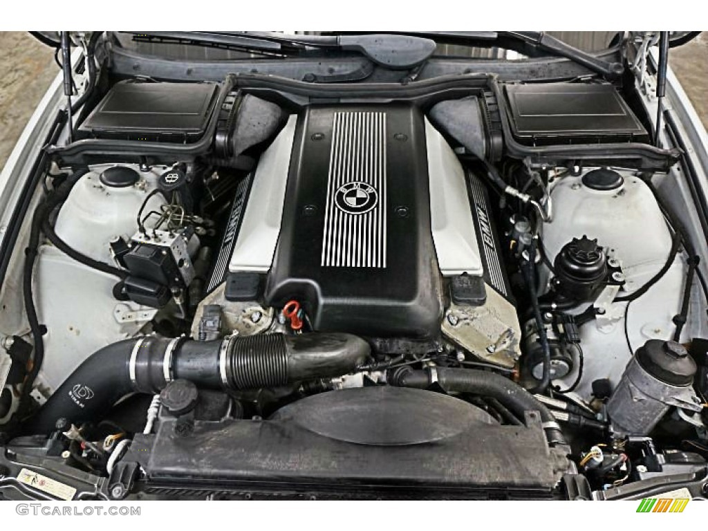 2002 BMW 5 Series 540i Sedan 4.4L DOHC 32V V8 Engine Photo #95135673