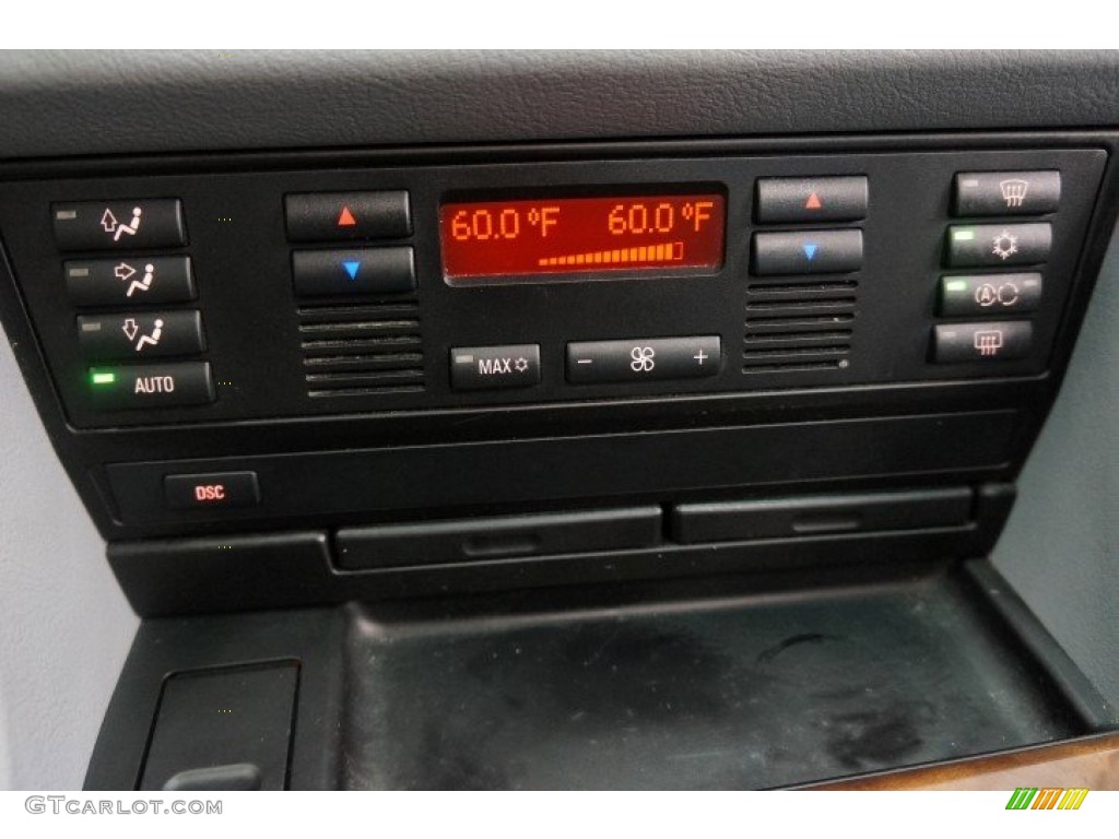 2002 BMW 5 Series 540i Sedan Controls Photo #95136592
