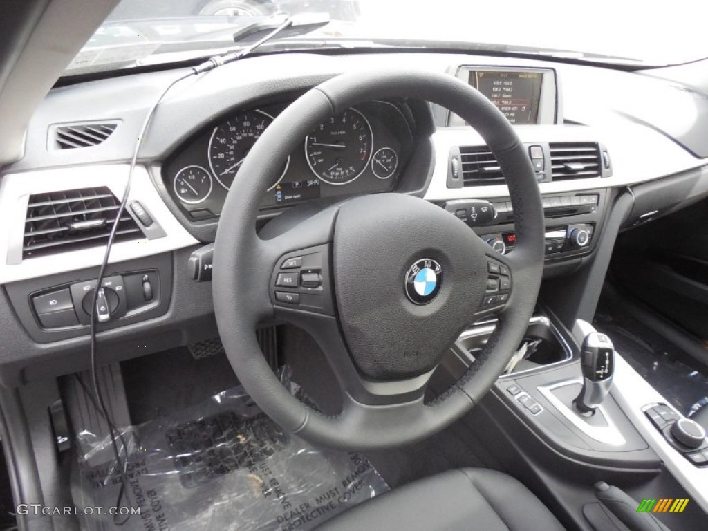 2014 3 Series 320i xDrive Sedan - Jet Black / Black photo #14