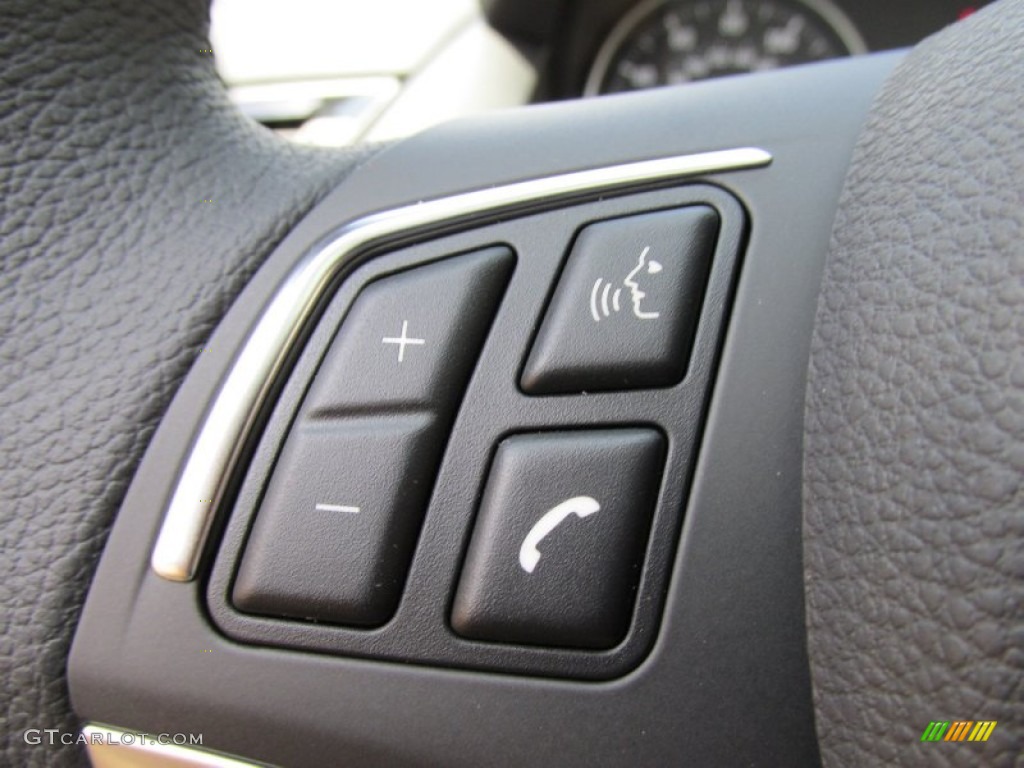 2015 BMW X1 xDrive28i Controls Photo #95140191