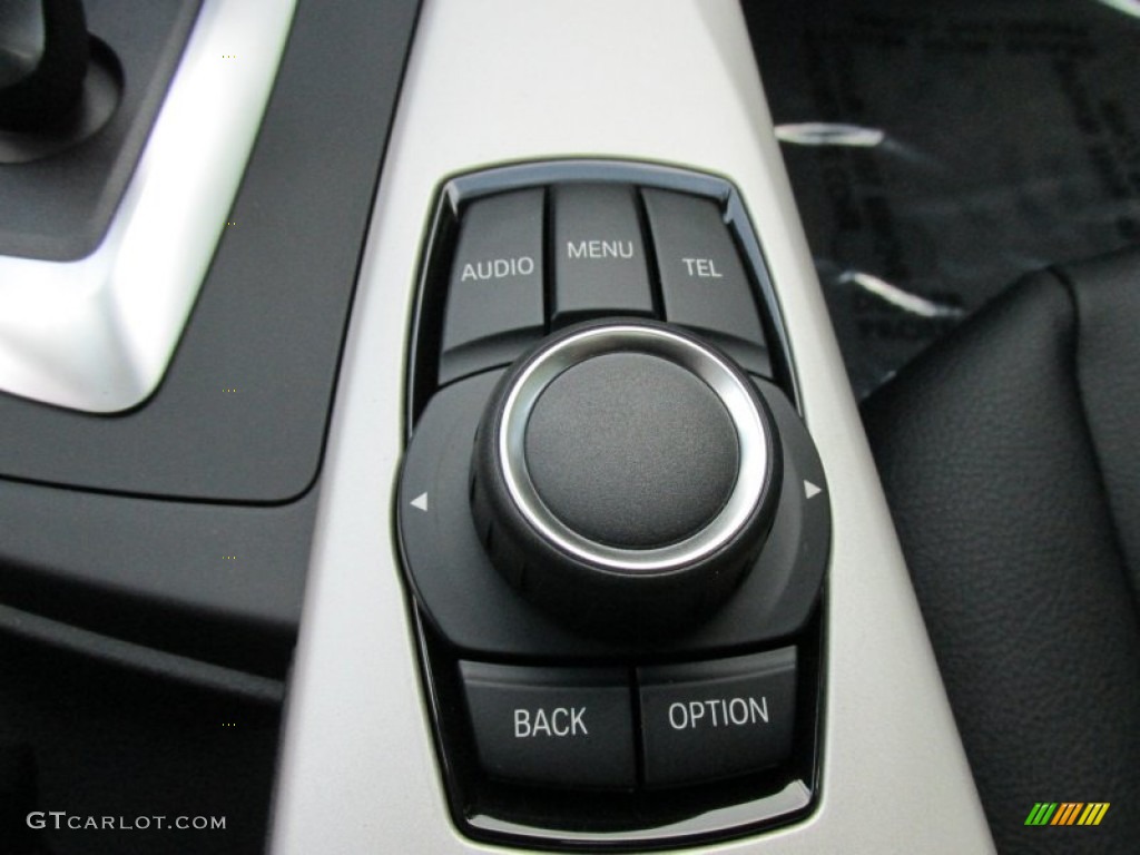 2014 BMW 3 Series 320i xDrive Sedan Controls Photo #95142656