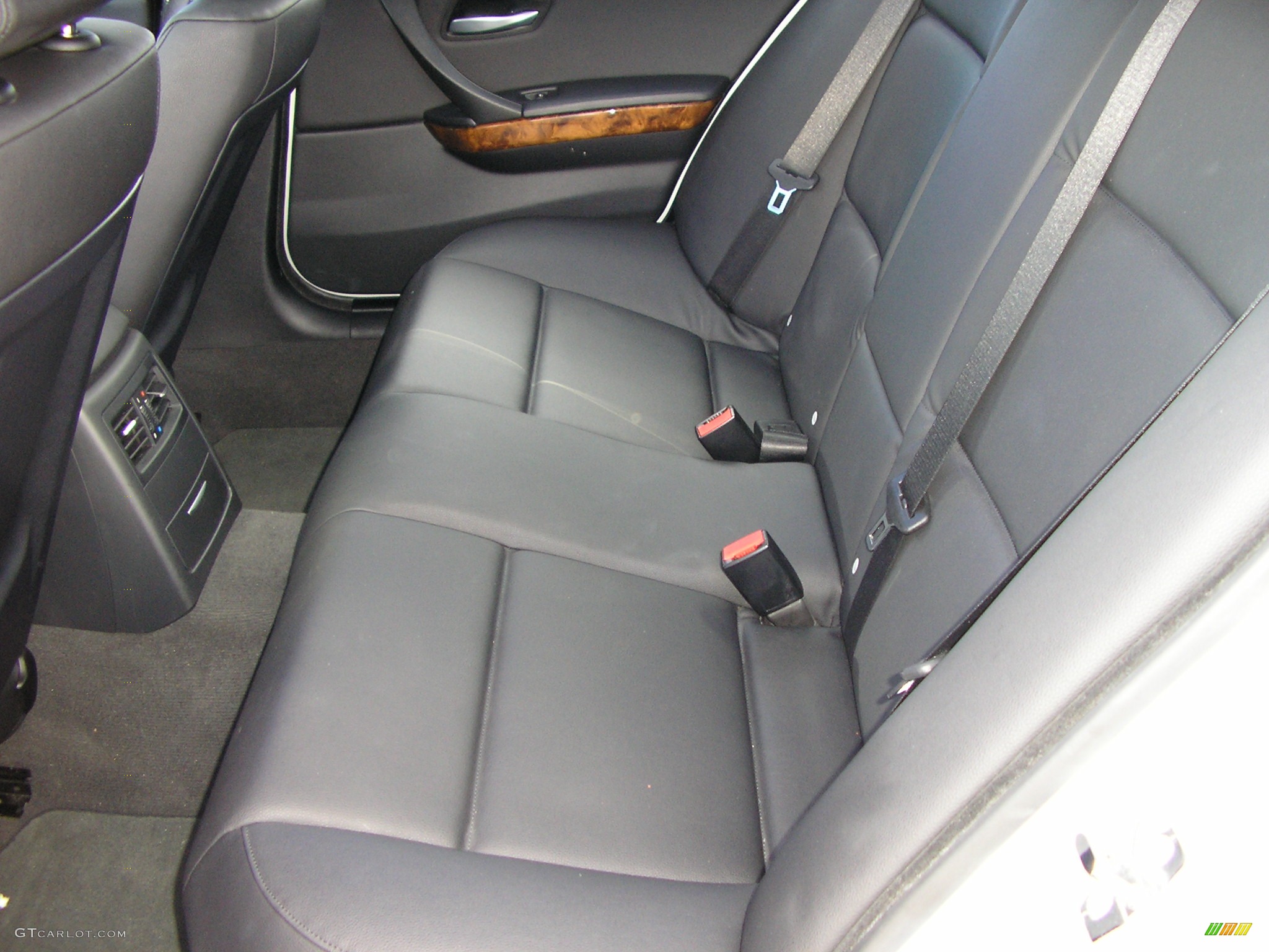 2006 3 Series 325i Sedan - Titanium Silver Metallic / Black photo #12