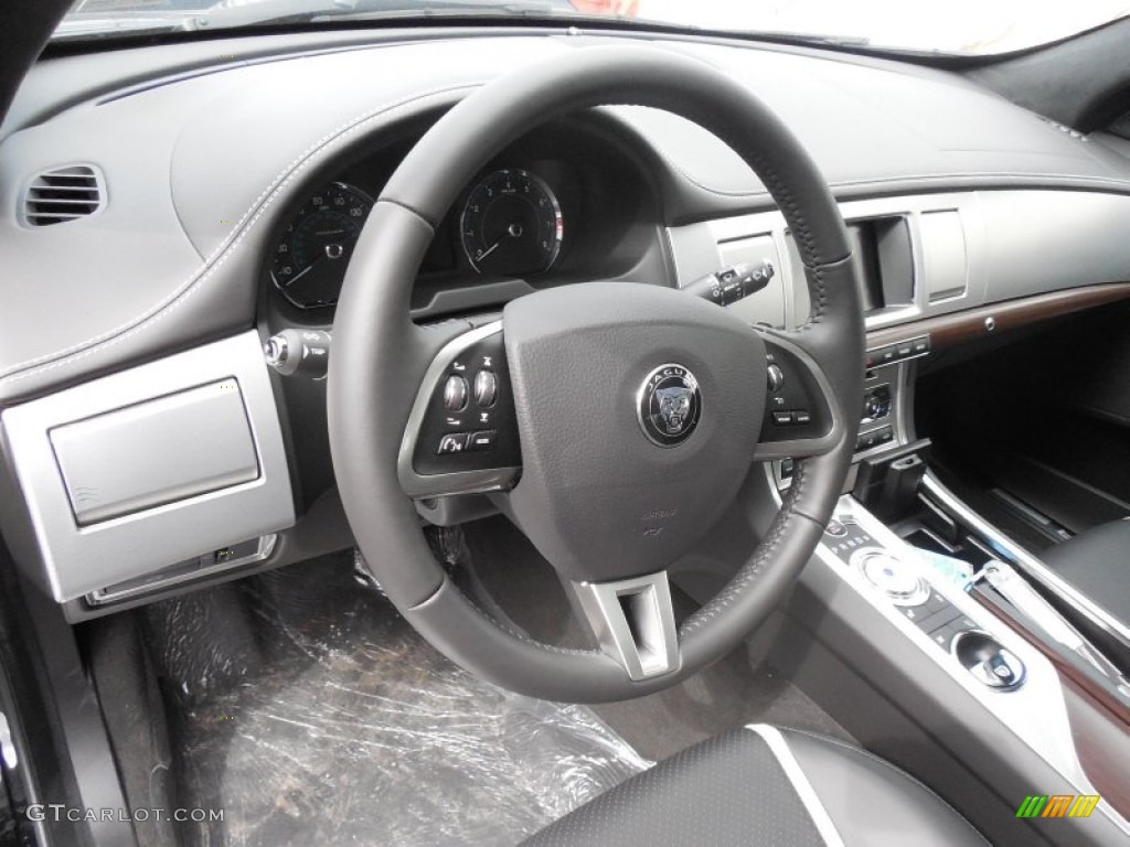 2014 Jaguar XF 3.0 AWD Steering Wheel Photos