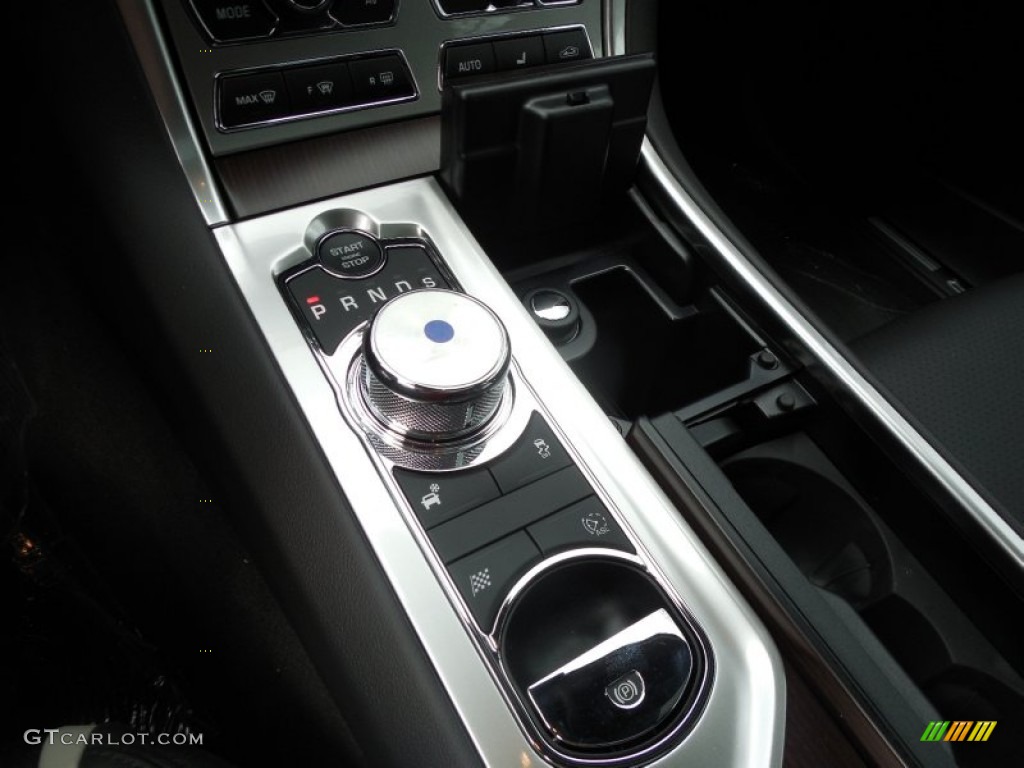 2014 Jaguar XF 3.0 AWD Transmission Photos