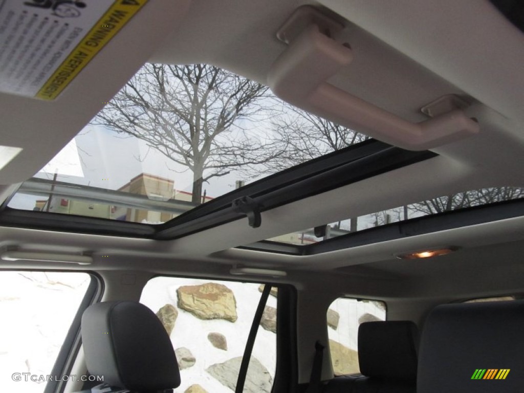 2014 Land Rover LR2 HSE 4x4 Sunroof Photo #95149385
