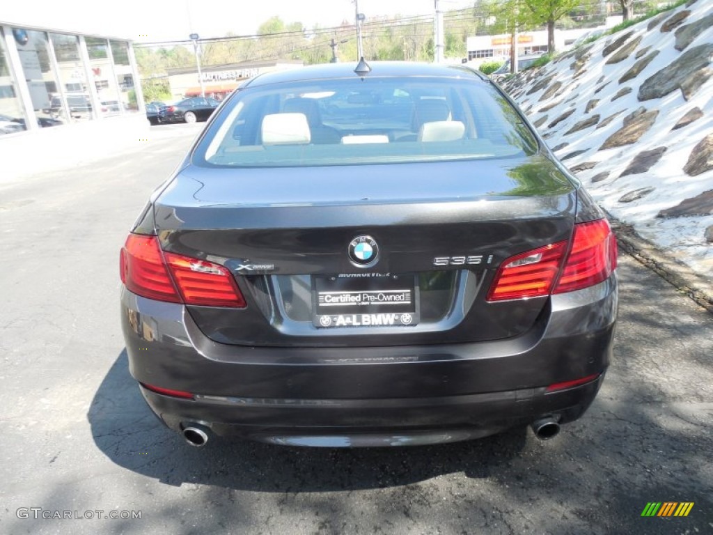 2013 5 Series 535i xDrive Sedan - Dark Graphite Metallic II / Venetian Beige photo #5