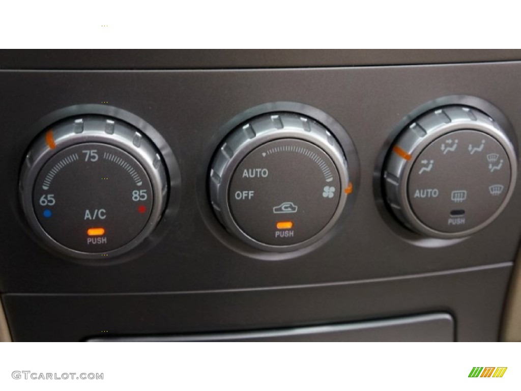 2006 Subaru Forester 2.5 X Premium Controls Photos