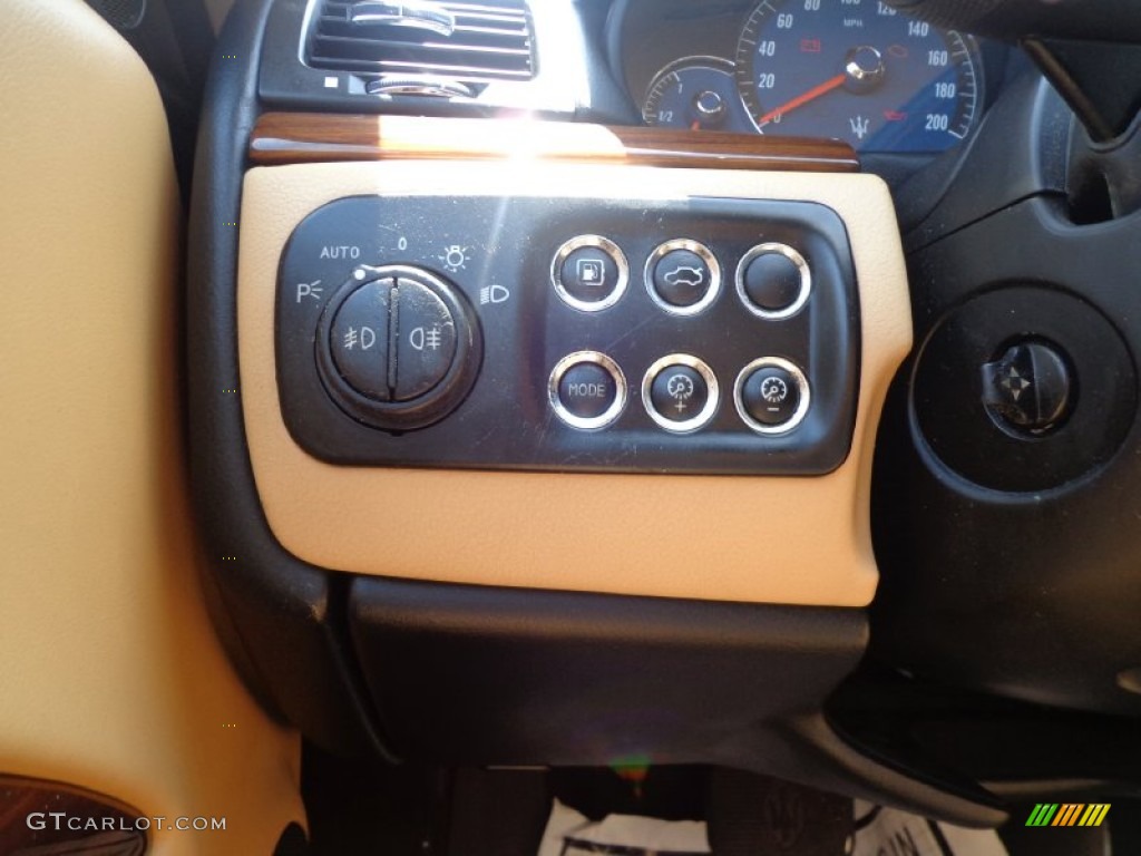 2008 Maserati GranTurismo Standard GranTurismo Model Controls Photo #95154032