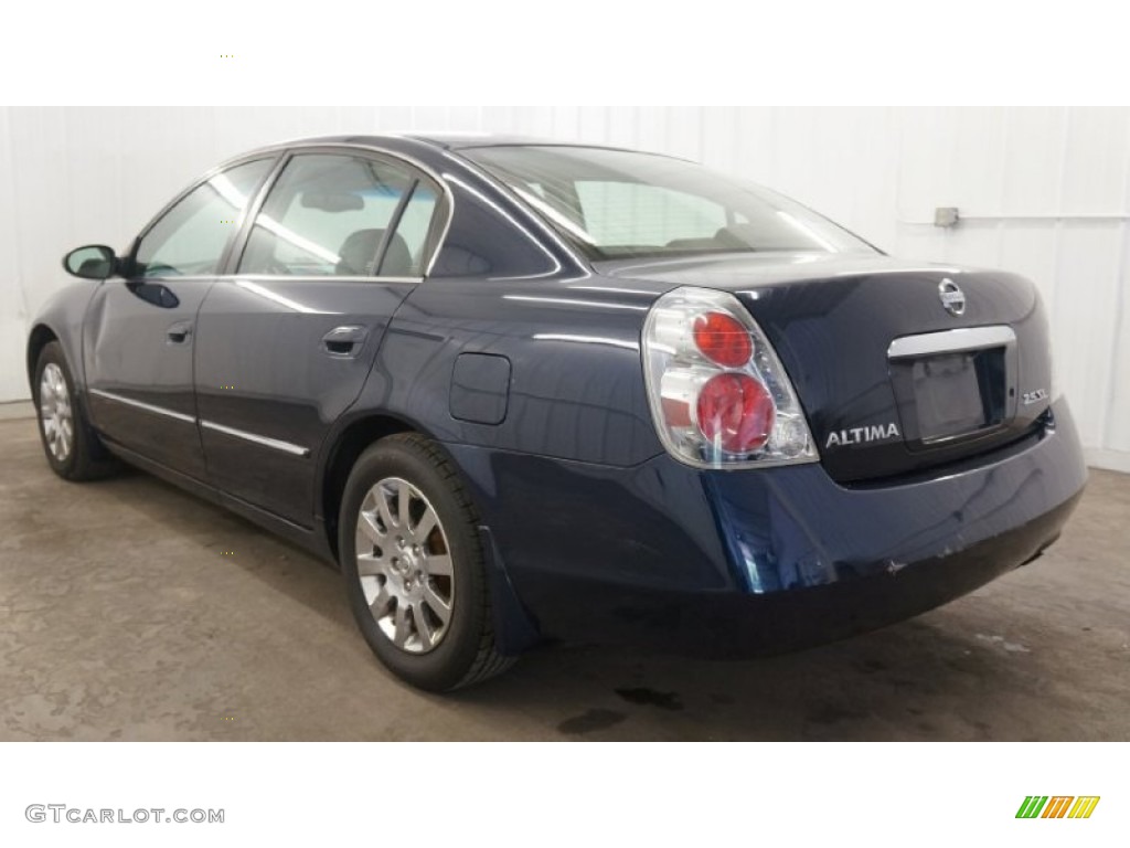2005 Altima 2.5 S - Majestic Blue Metallic / Charcoal photo #18