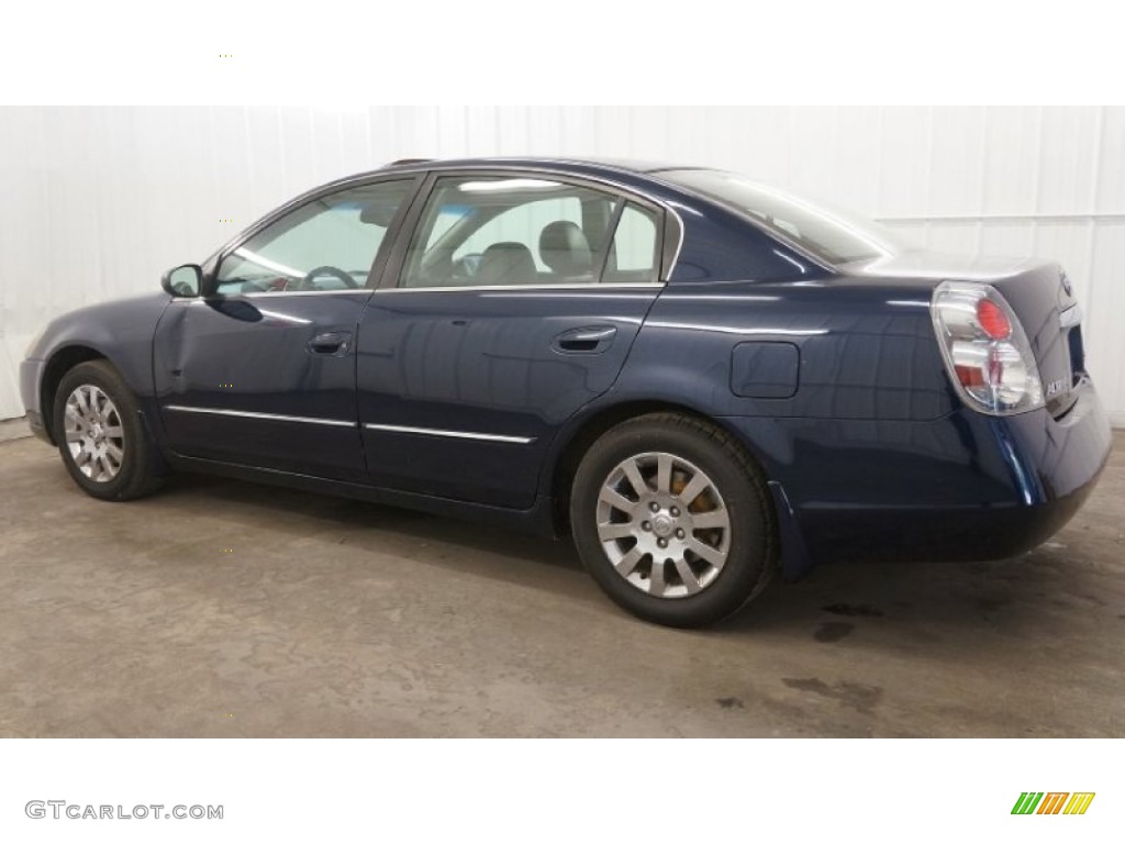 2005 Altima 2.5 S - Majestic Blue Metallic / Charcoal photo #19