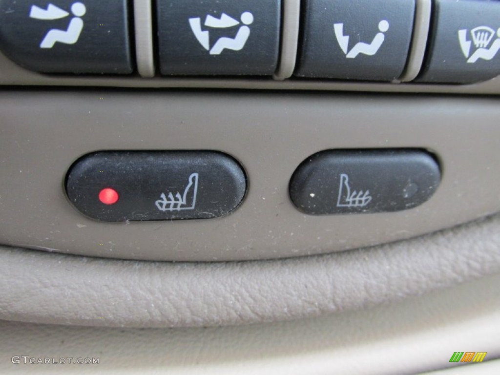2000 Jaguar S-Type 4.0 Controls Photo #95156753