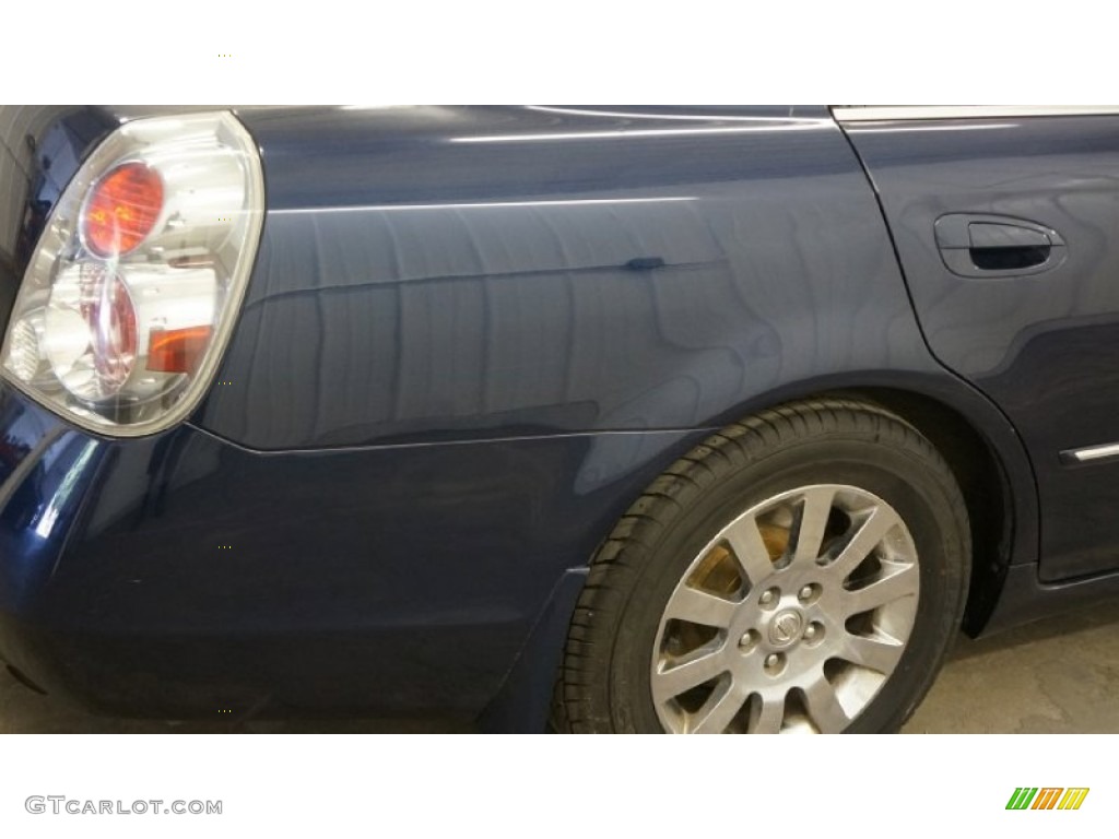 2005 Altima 2.5 S - Majestic Blue Metallic / Charcoal photo #55