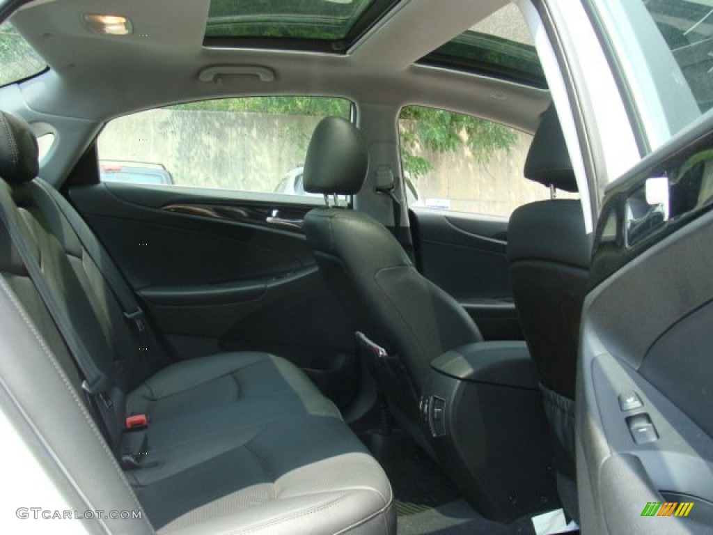 2012 Sonata Limited 2.0T - Shimmering White / Black photo #24