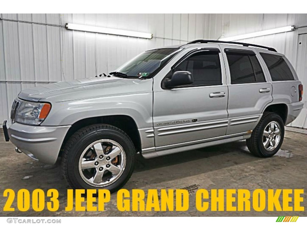 Bright Silver Metallic Jeep Grand Cherokee