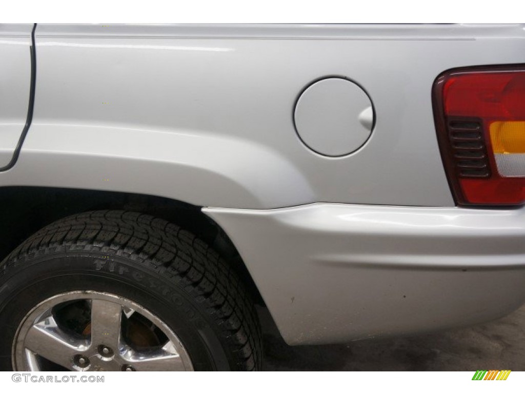 2003 Grand Cherokee Overland 4x4 - Bright Silver Metallic / Dark Slate Gray/Light Slate Gray photo #69