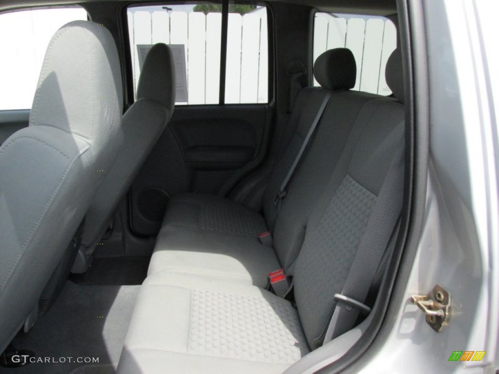 2007 Jeep Liberty Sport 4x4 Rear Seat Photo #95163431