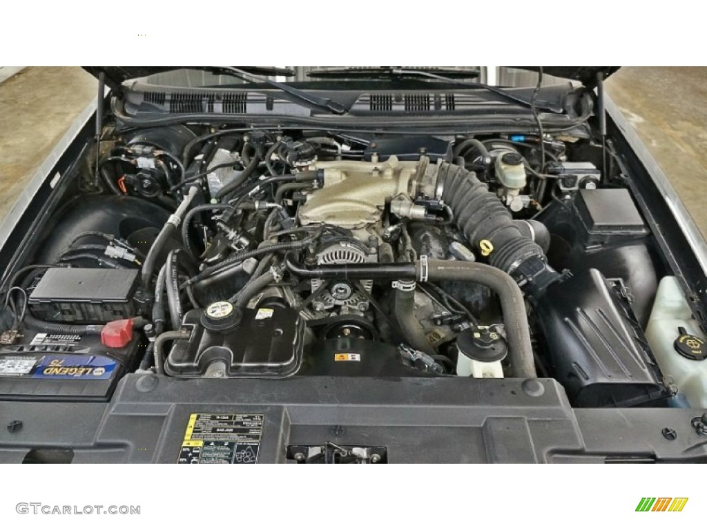 2003 Mercury Marauder Standard Marauder Model 4.6 Liter DOHC 32-Valve V8 Engine Photo #95164070