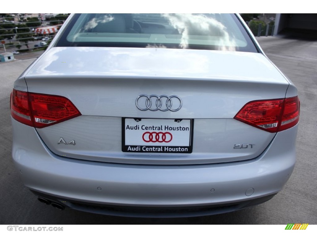 2012 A4 2.0T Sedan - Ice Silver Metallic / Light Gray photo #7