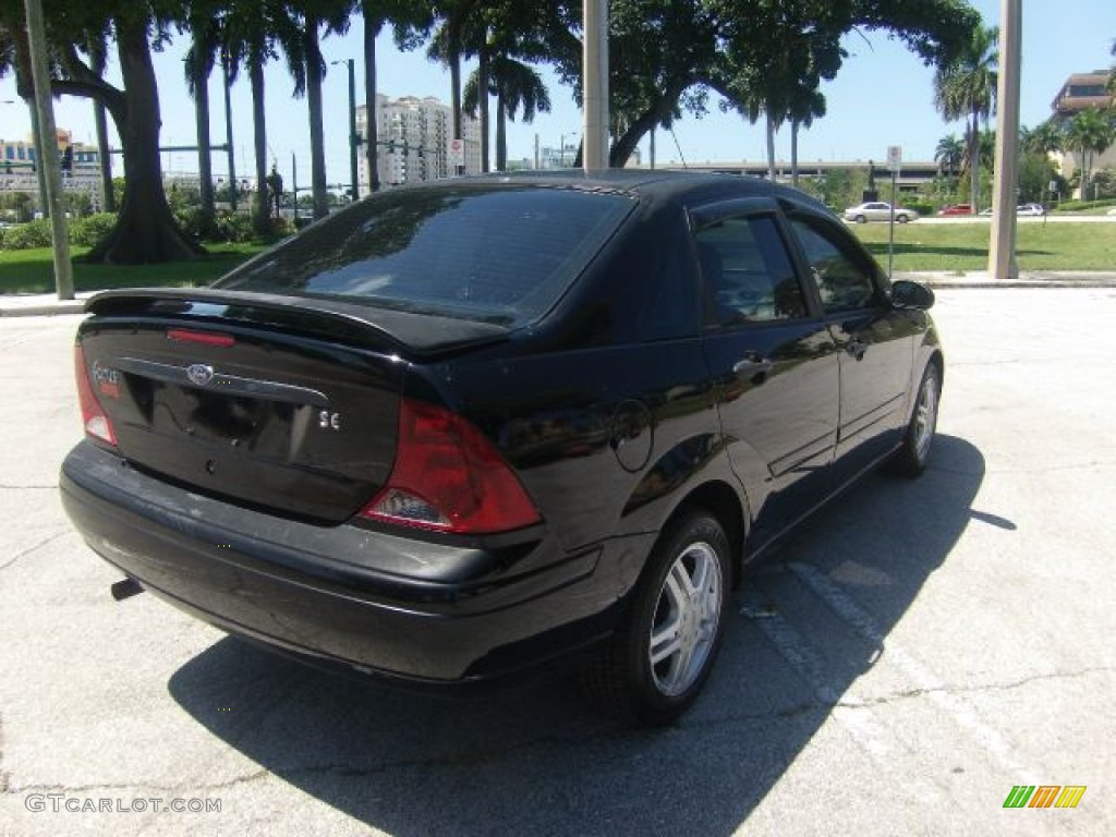 2001 Focus SE Sedan - Pitch Black / Dark Charcoal Black photo #4