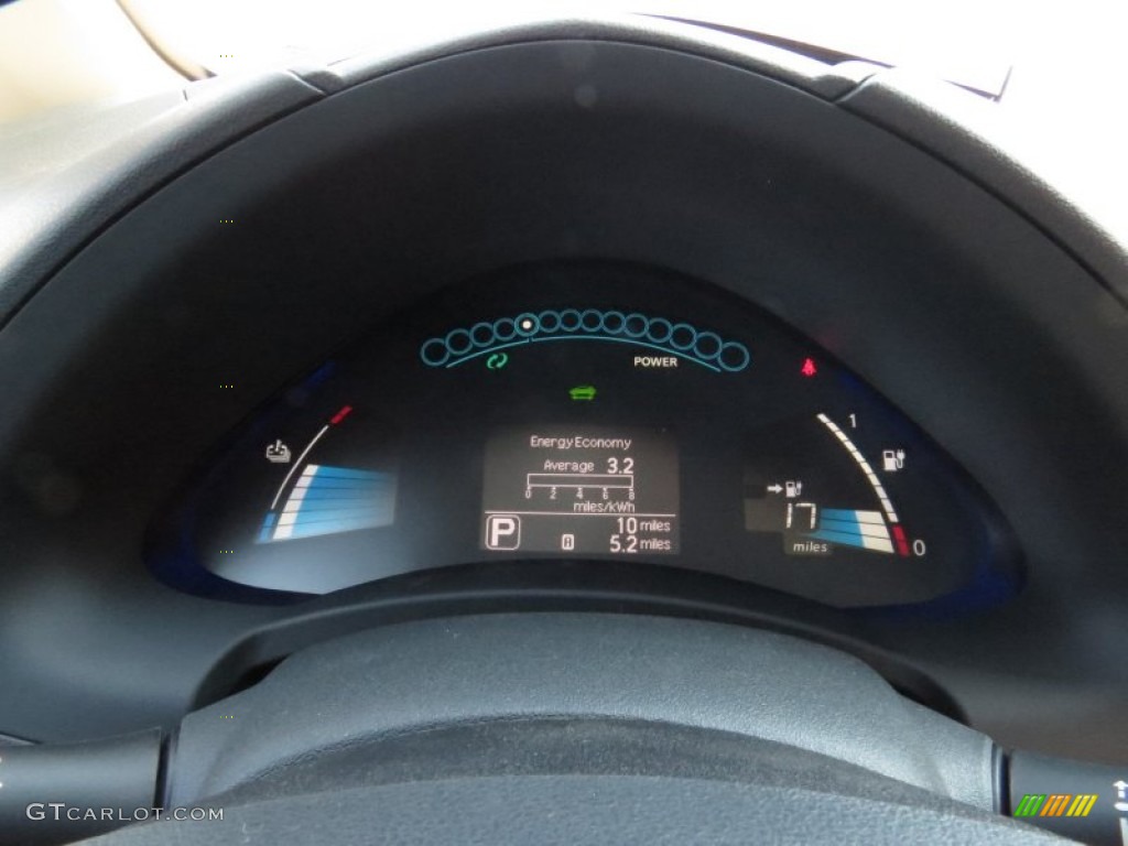 2015 Nissan LEAF S Gauges Photo #95174588