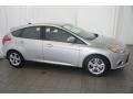 Ingot Silver - Focus SE Hatchback Photo No. 5