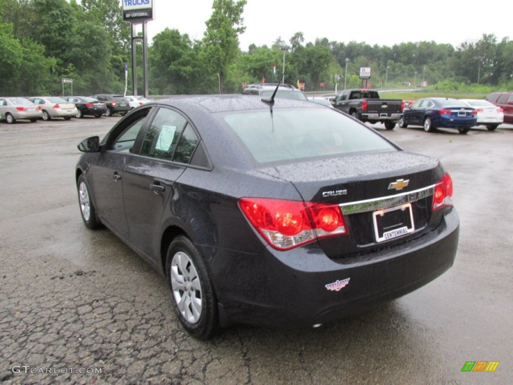 2014 Cruze LS - Blue Ray Metallic / Jet Black/Medium Titanium photo #4