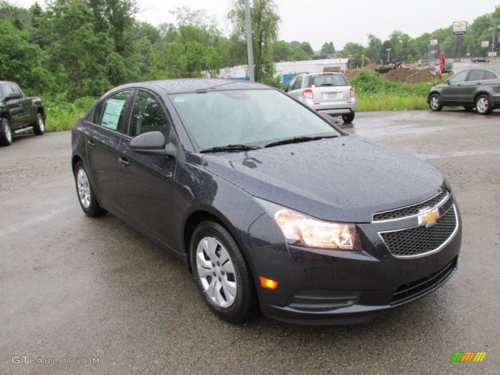 2014 Cruze LS - Blue Ray Metallic / Jet Black/Medium Titanium photo #8