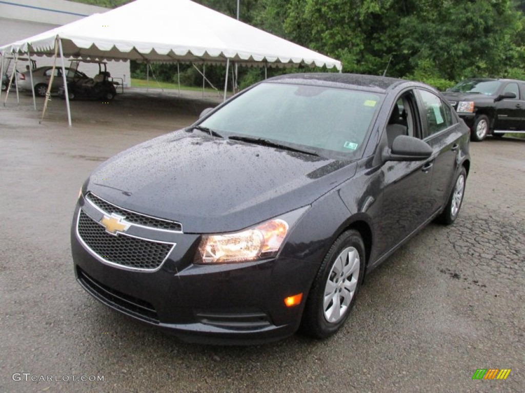 2014 Cruze LS - Blue Ray Metallic / Jet Black/Medium Titanium photo #10