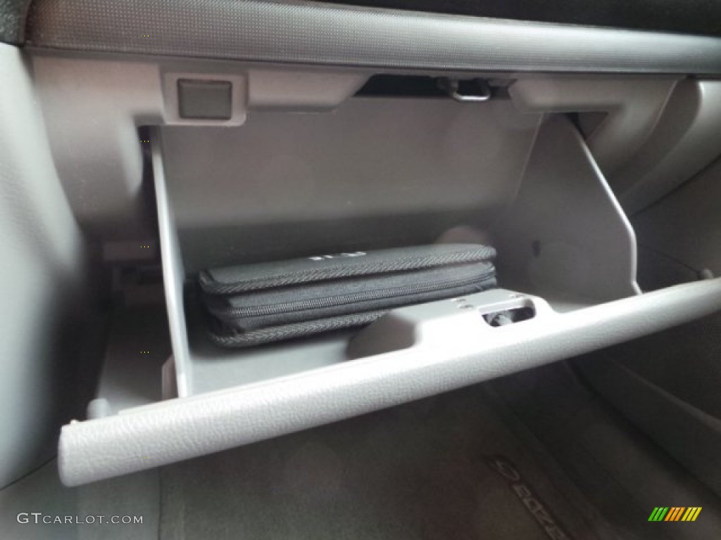2005 MAZDA6 i Sport Hatchback - Steel Gray Metallic / Gray photo #20