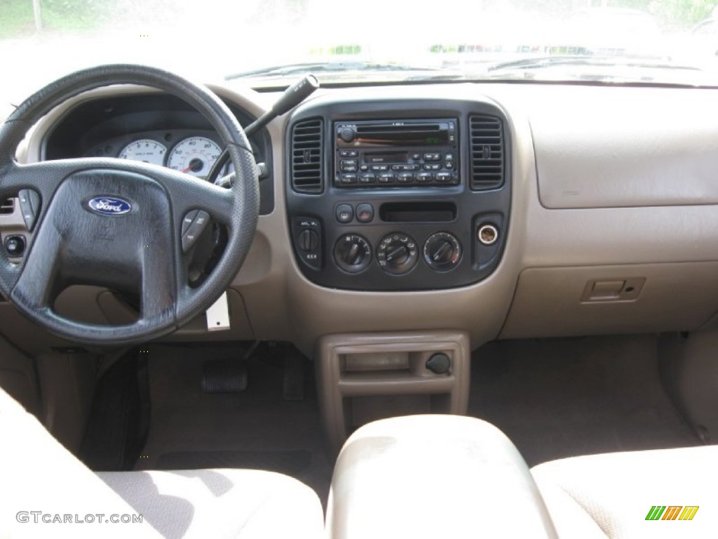 2001 Ford Escape XLT V6 4WD Dashboard Photos