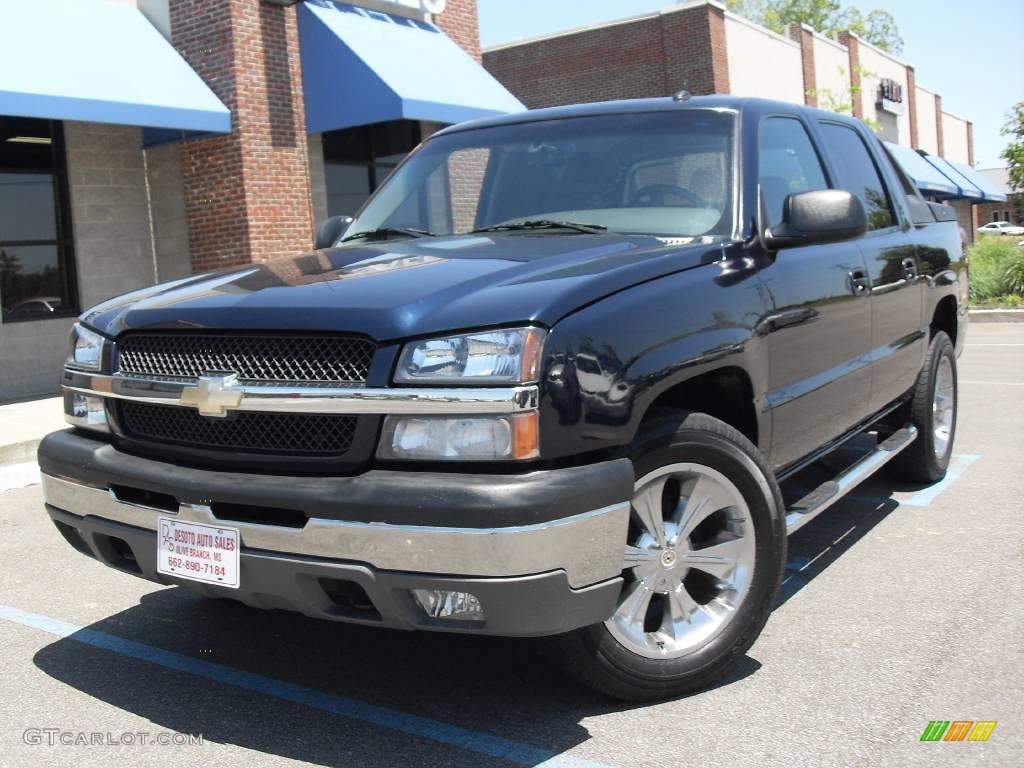 2005 Avalanche LT - Dark Blue Metallic / Gray/Dark Charcoal photo #2