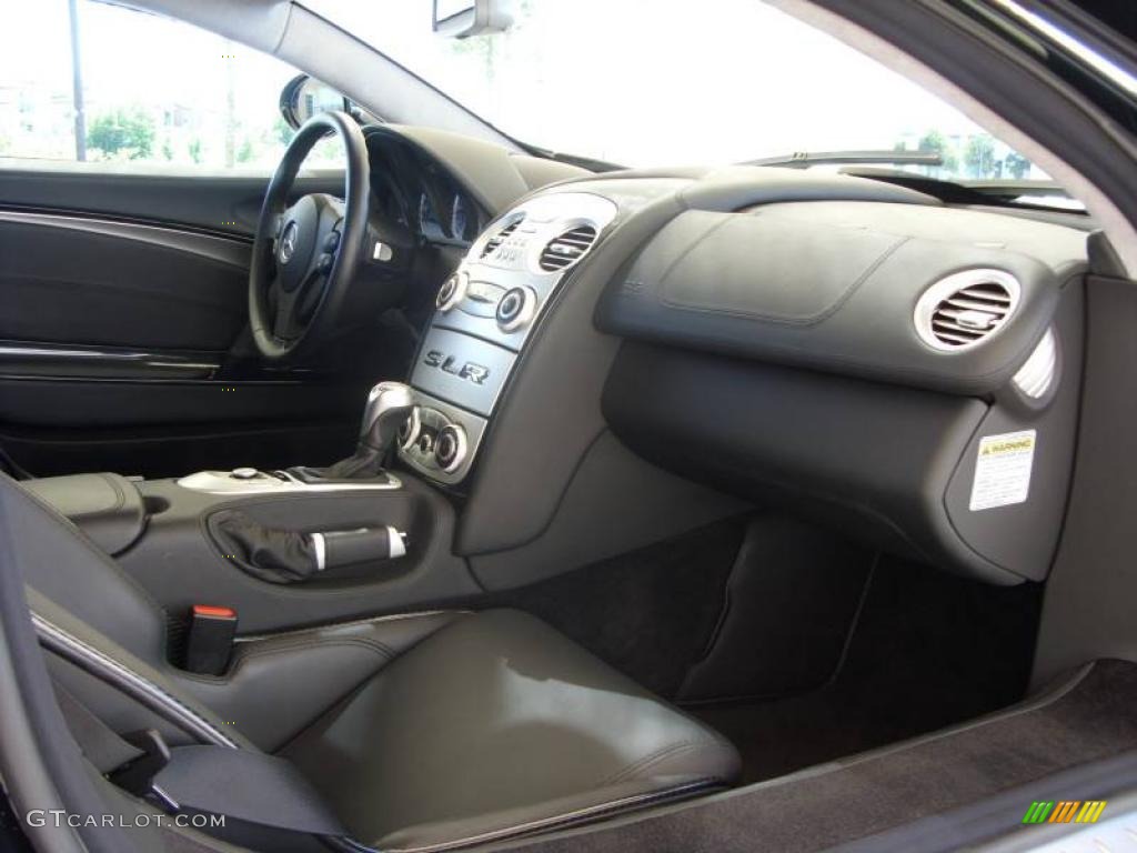 2005 Mercedes-Benz SLR McLaren Dashboard Photos