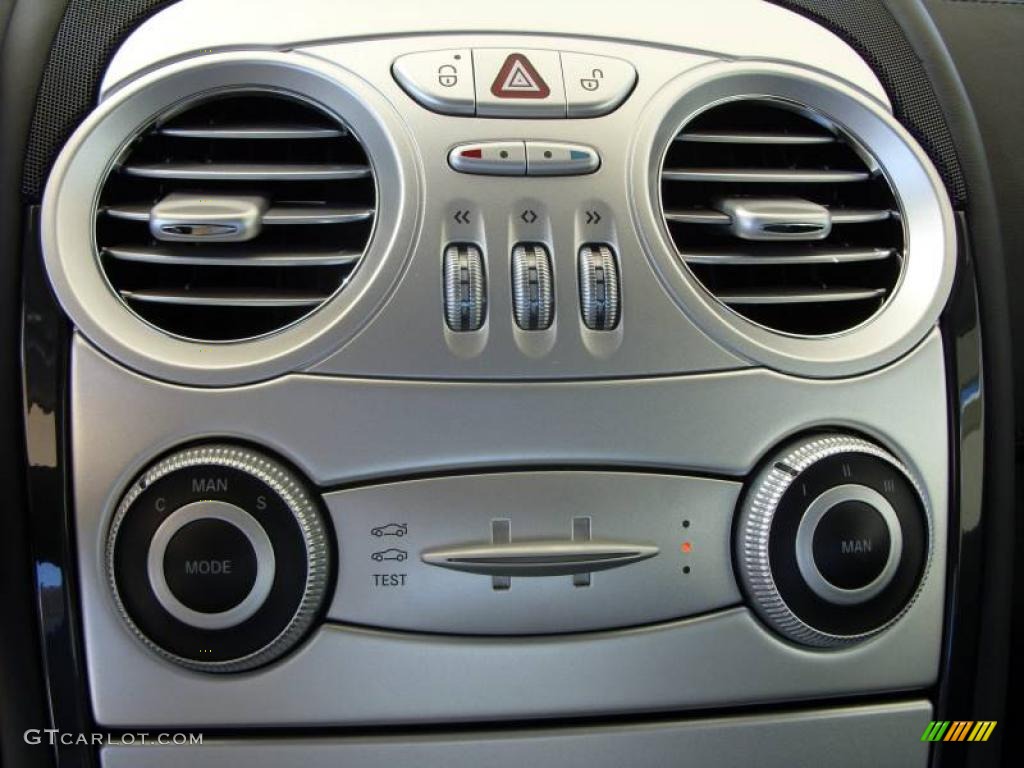 2005 Mercedes-Benz SLR McLaren Controls Photo #9519786