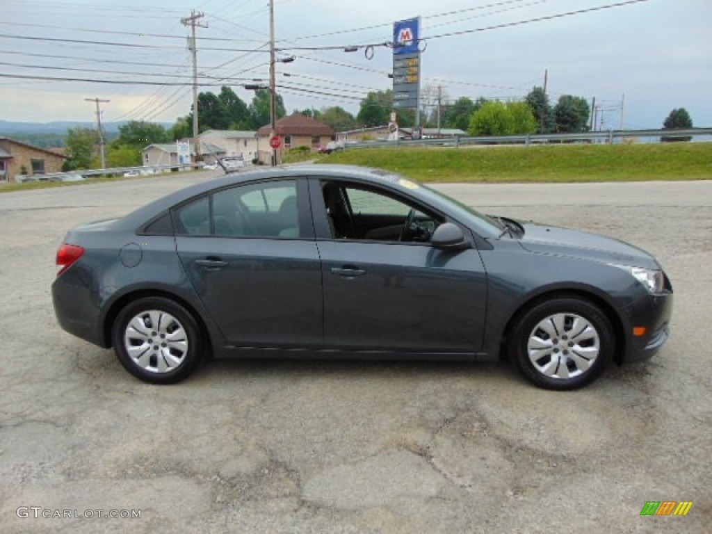 2013 Cruze LS - Cyber Gray Metallic / Jet Black/Medium Titanium photo #7