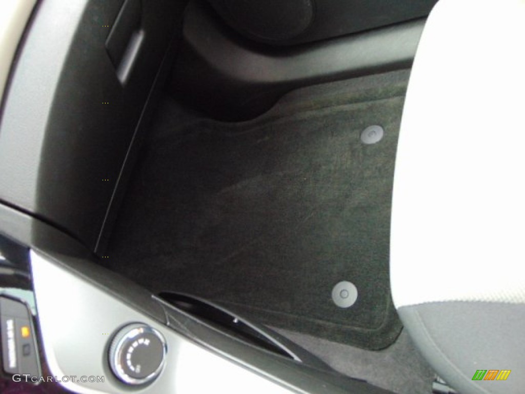 2013 Cruze LS - Cyber Gray Metallic / Jet Black/Medium Titanium photo #15