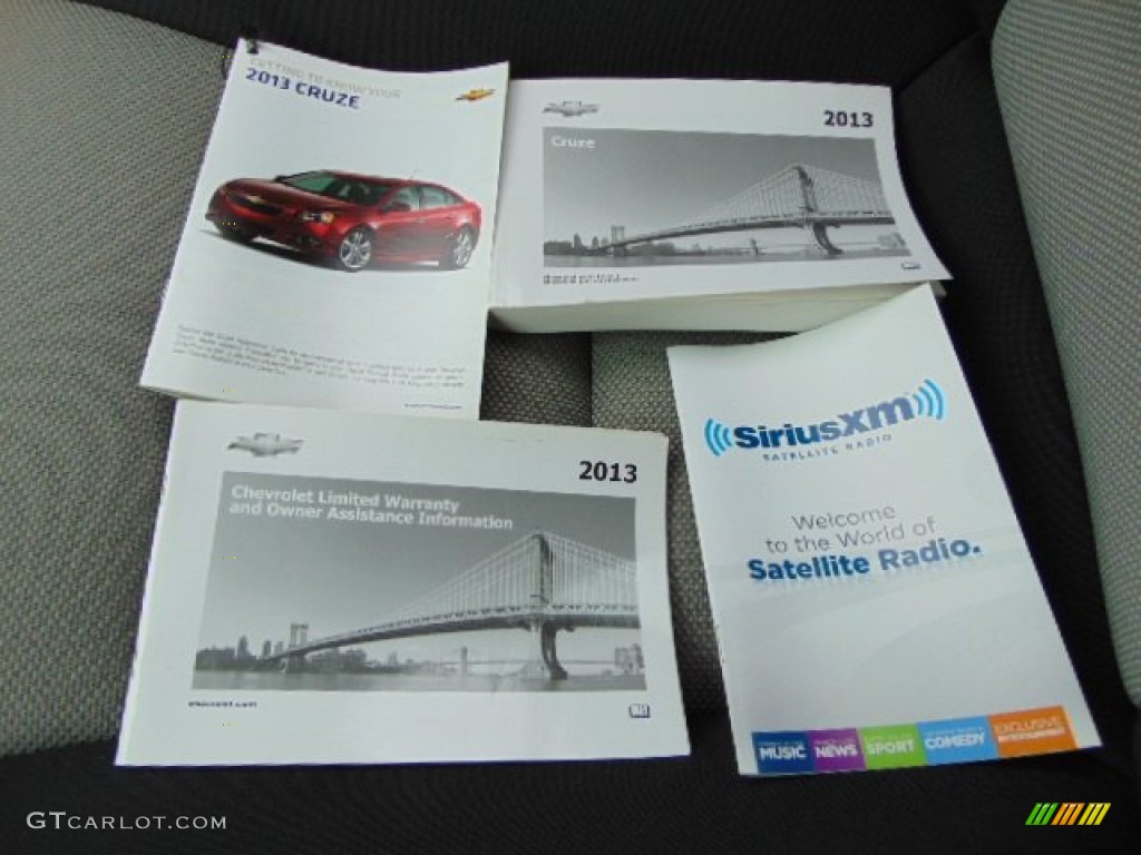 2013 Cruze LS - Cyber Gray Metallic / Jet Black/Medium Titanium photo #26