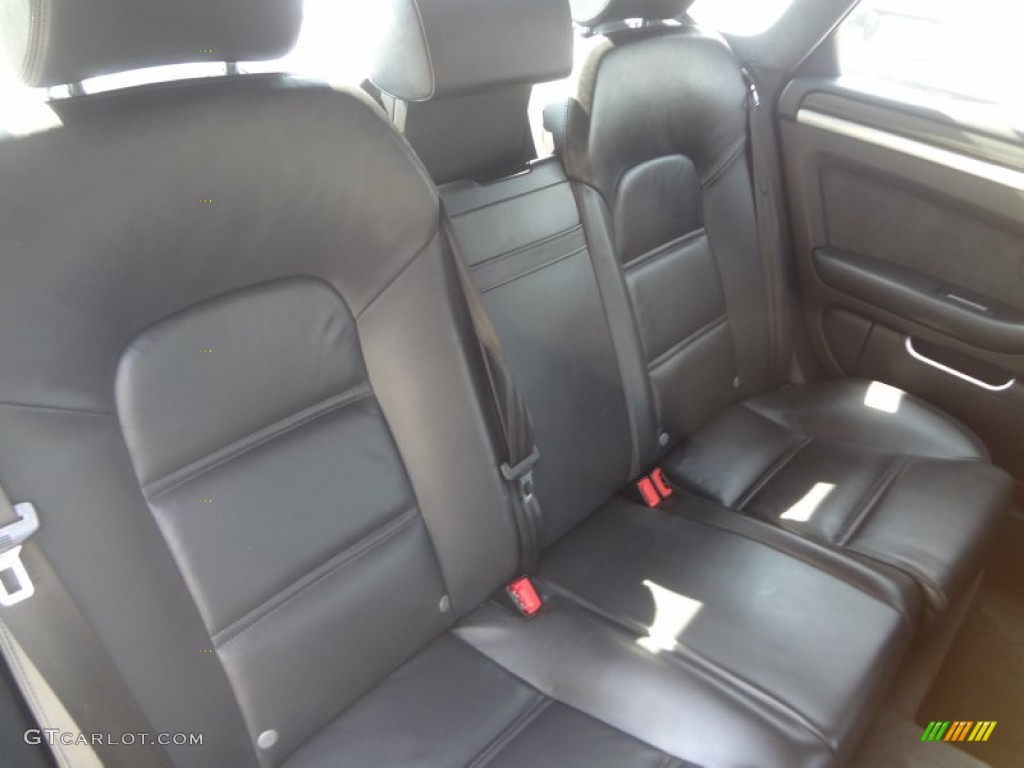 2008 Audi S8 5.2 quattro Rear Seat Photos
