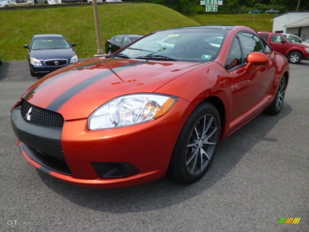 2012 Eclipse SE Coupe - Sunset Pearlescent / Dark Charcoal photo #3