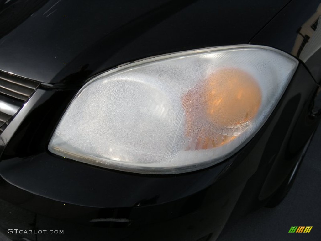 2007 Cobalt LS Coupe - Black / Gray photo #10