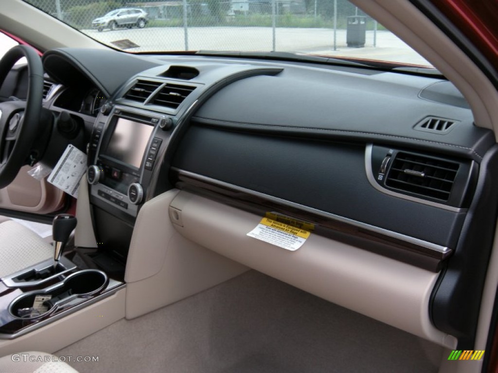 2014 Toyota Camry XLE Ivory Dashboard Photo #95215686